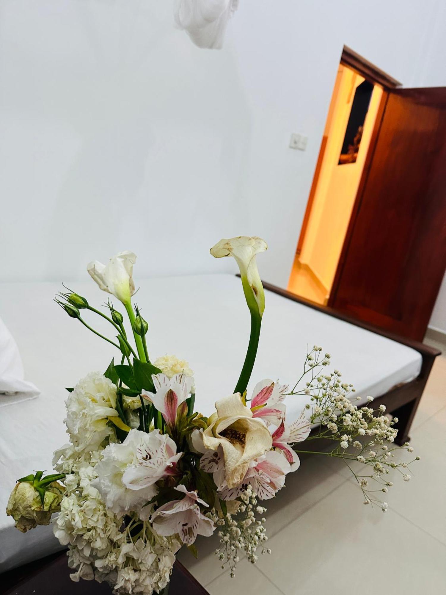 Golden Town Hotel Tangalle Kültér fotó