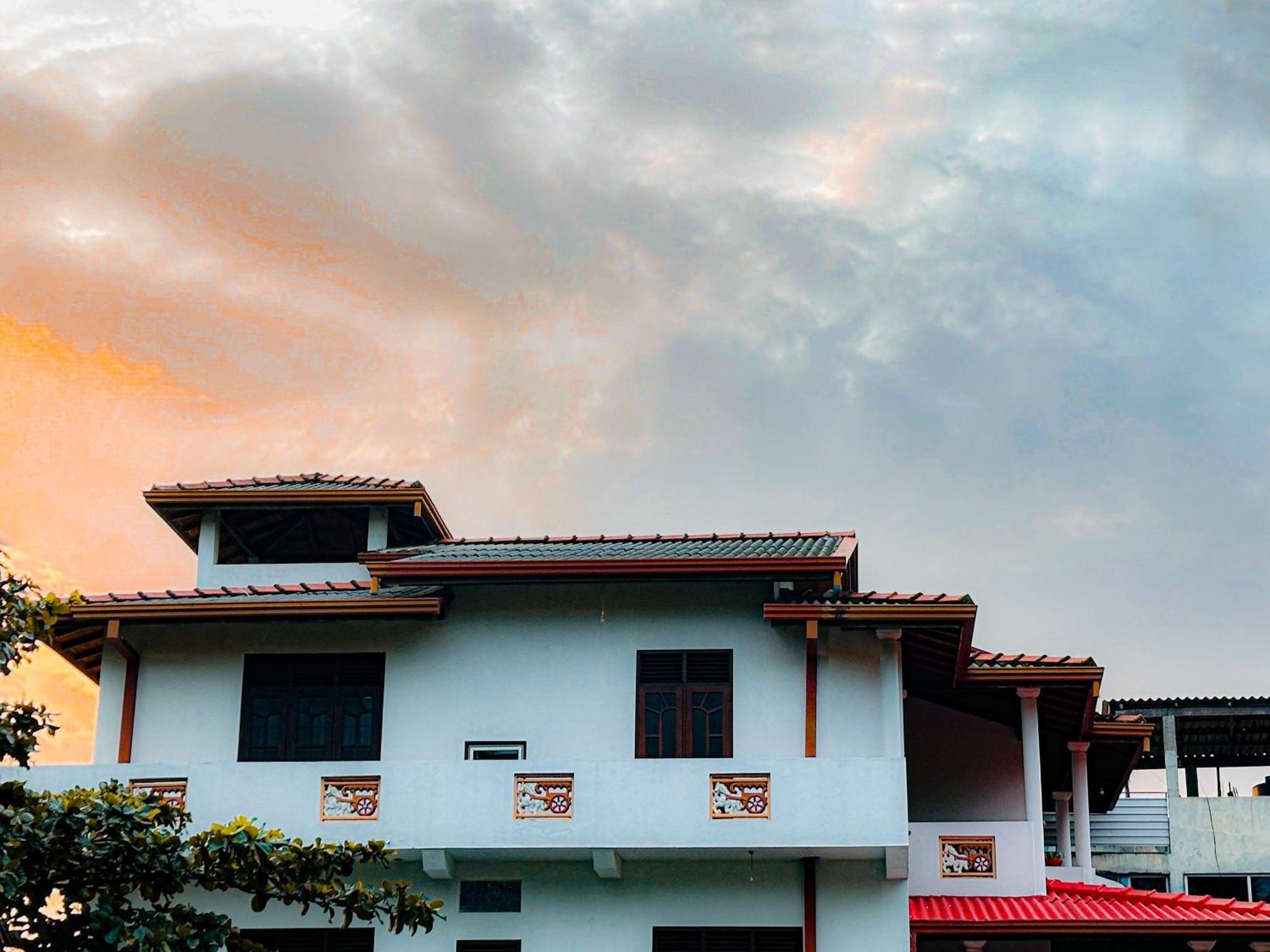 Golden Town Hotel Tangalle Kültér fotó