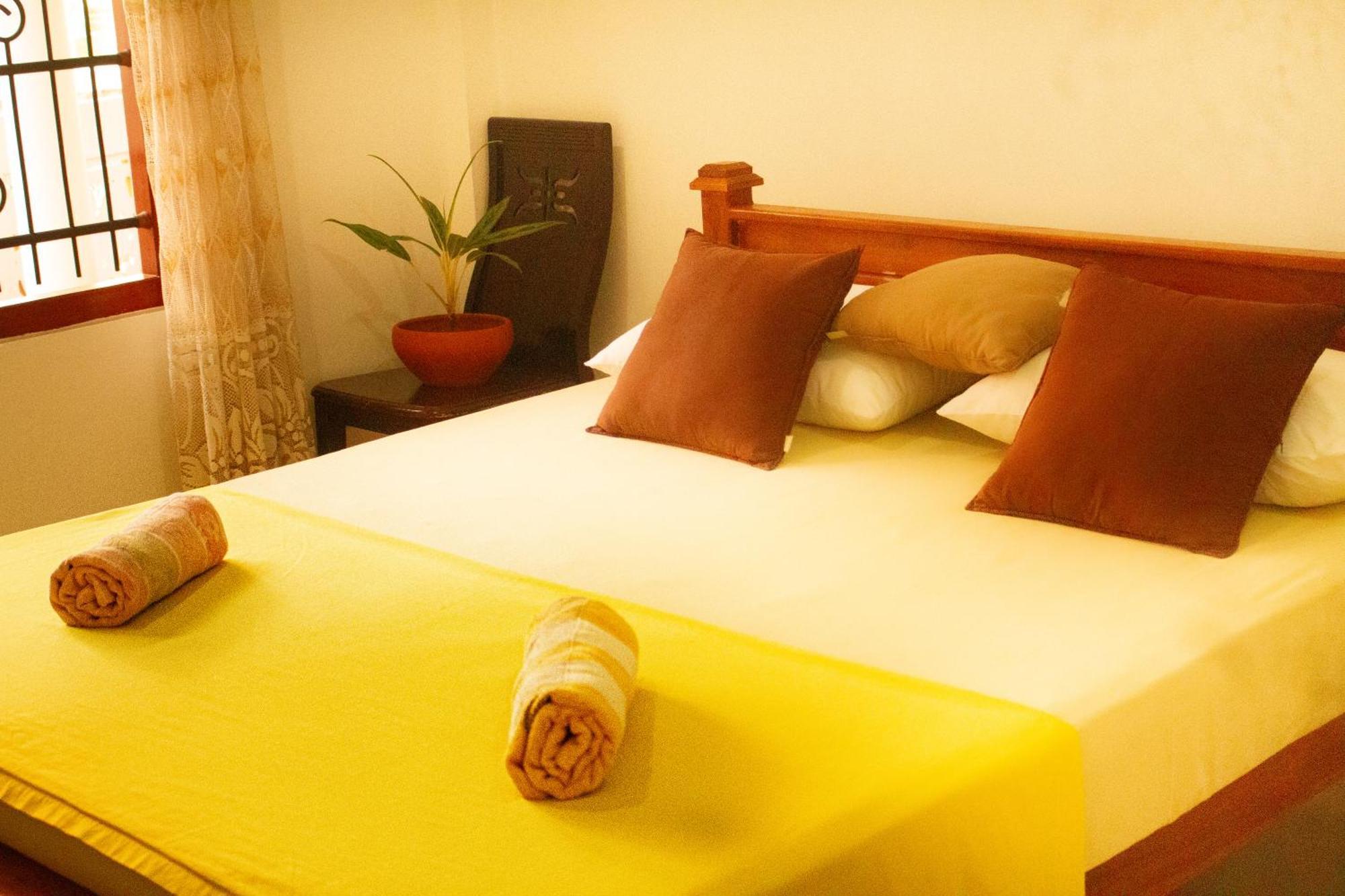 Golden Town Hotel Tangalle Kültér fotó