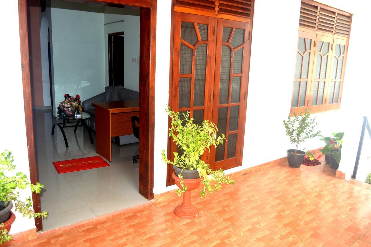 Golden Town Hotel Tangalle Kültér fotó